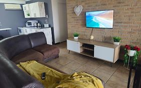 Boitumelo Bluewater Apartments
